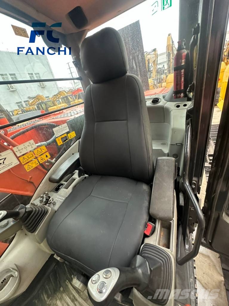 Hitachi ZX 130 Escavadeiras de esteiras