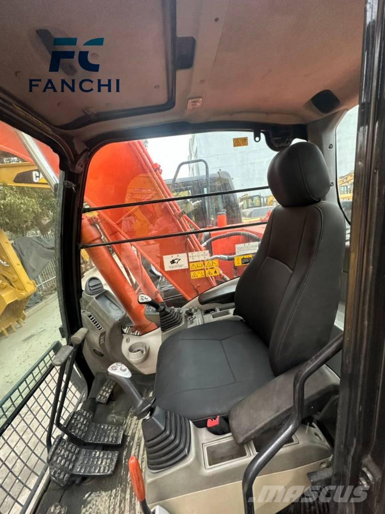 Hitachi ZX 130 Escavadeiras de esteiras