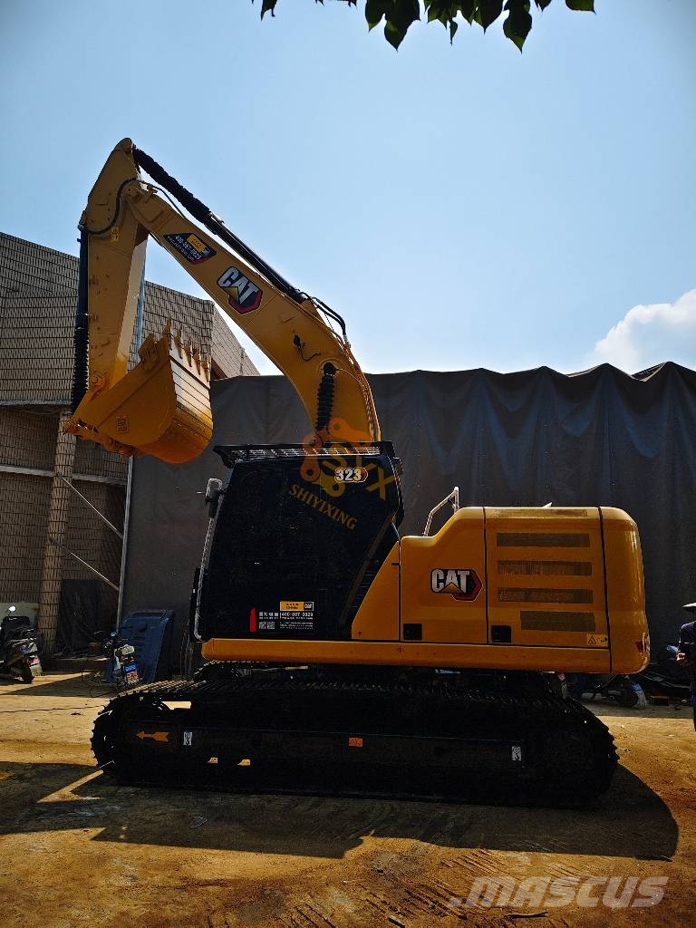 CAT 323 대형 굴삭기 29톤 이상