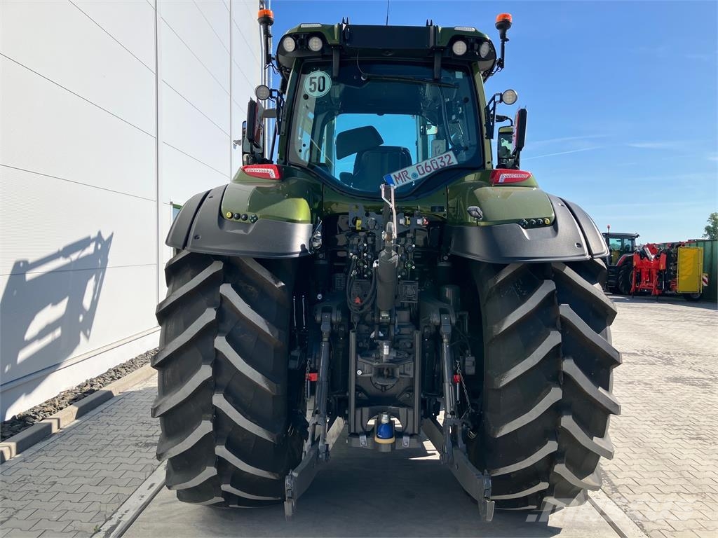 Valtra Q 285 الجرارات