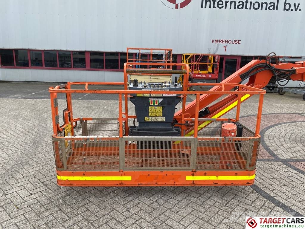 JLG 600AJ Diesel 4x4 Articulated Boom Lift 2047cm Kompaktsed poomtõstukid