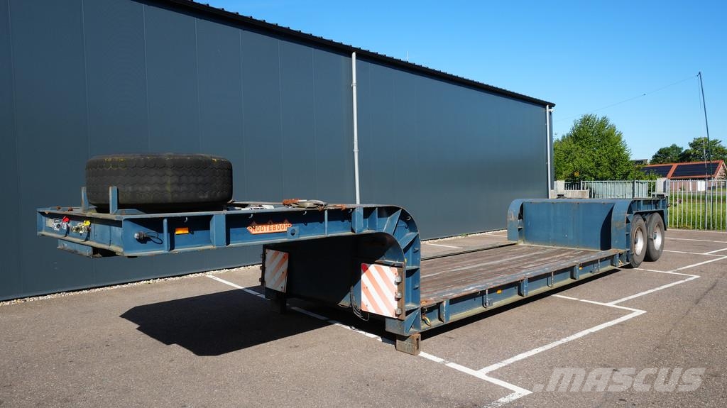 Nooteboom 2 axle low loader Låg lastande semi trailer