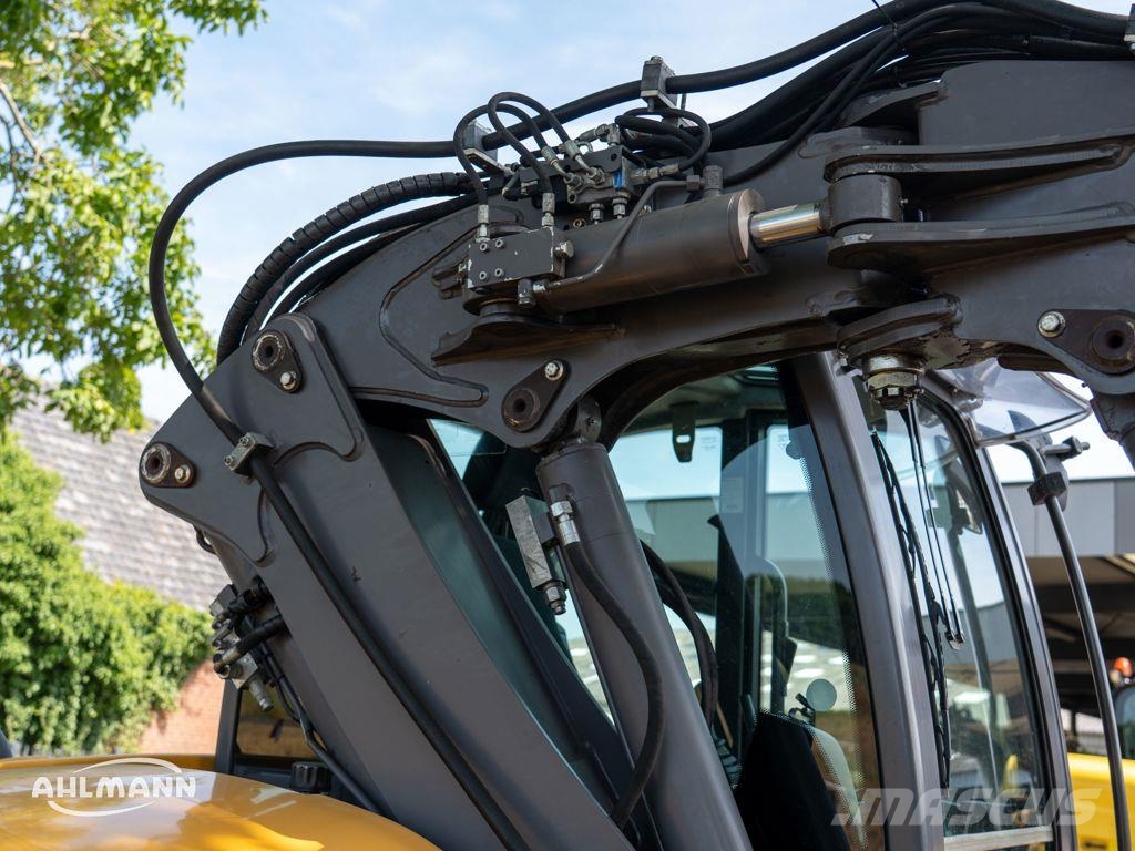 Mecalac 8 MCR Rupsgraafmachines