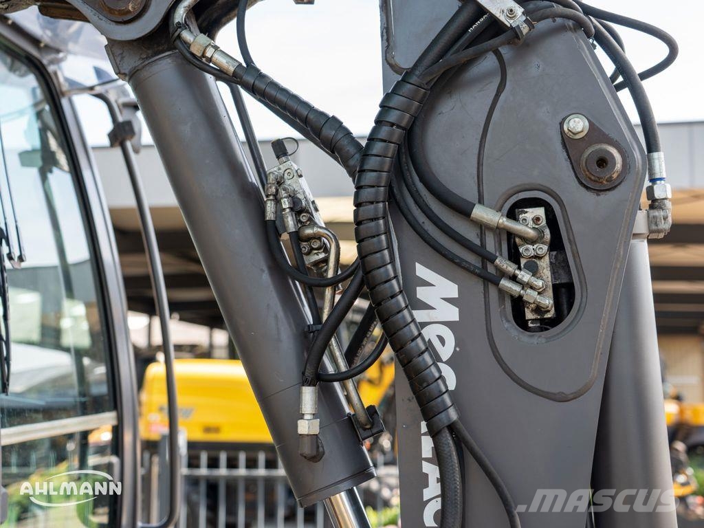 Mecalac 8 MCR Rupsgraafmachines