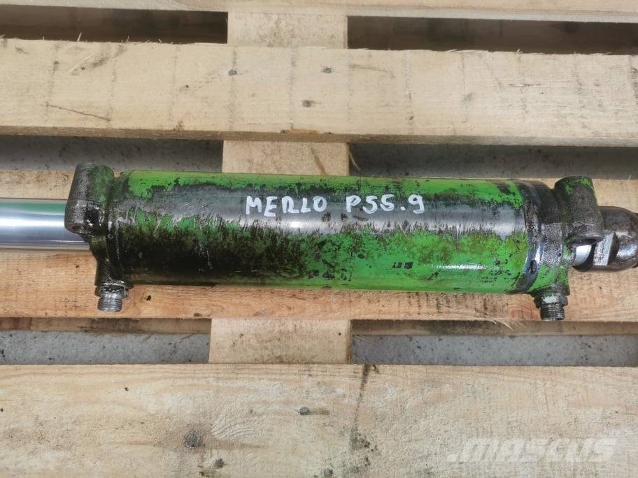 Merlo P 55.9 CS steering cylinder Hydraulics