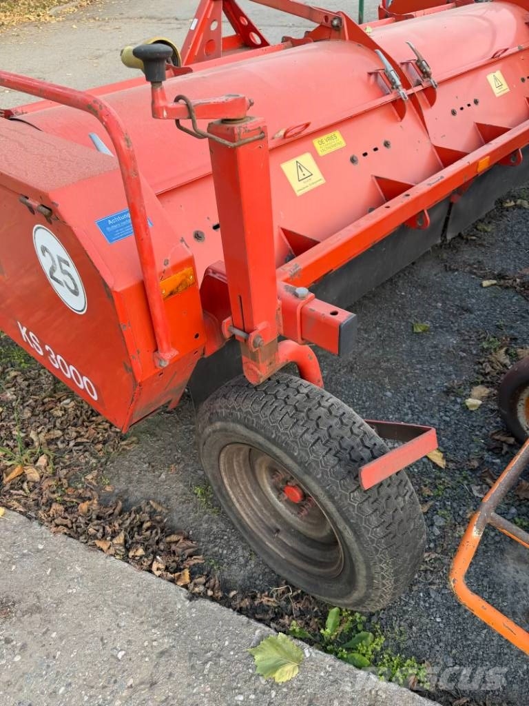 Grimme KS 3000 Odstranjivači stabljika krumpira