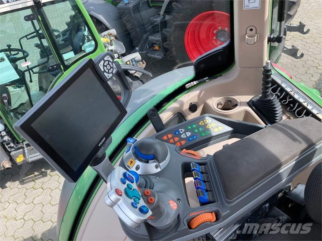Fendt 516 Vario S4 Profi Plus Tracteur