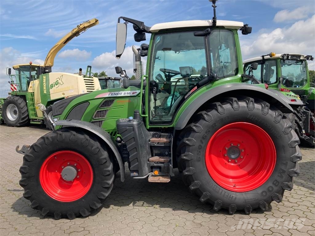 Fendt 516 Vario S4 Profi Plus Tracteur