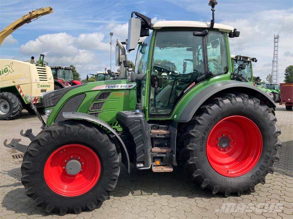 Fendt 516 Vario S4 Profi Plus Tracteur