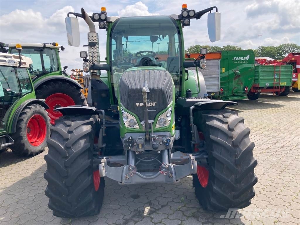 Fendt 516 Vario S4 Profi Plus Tracteur