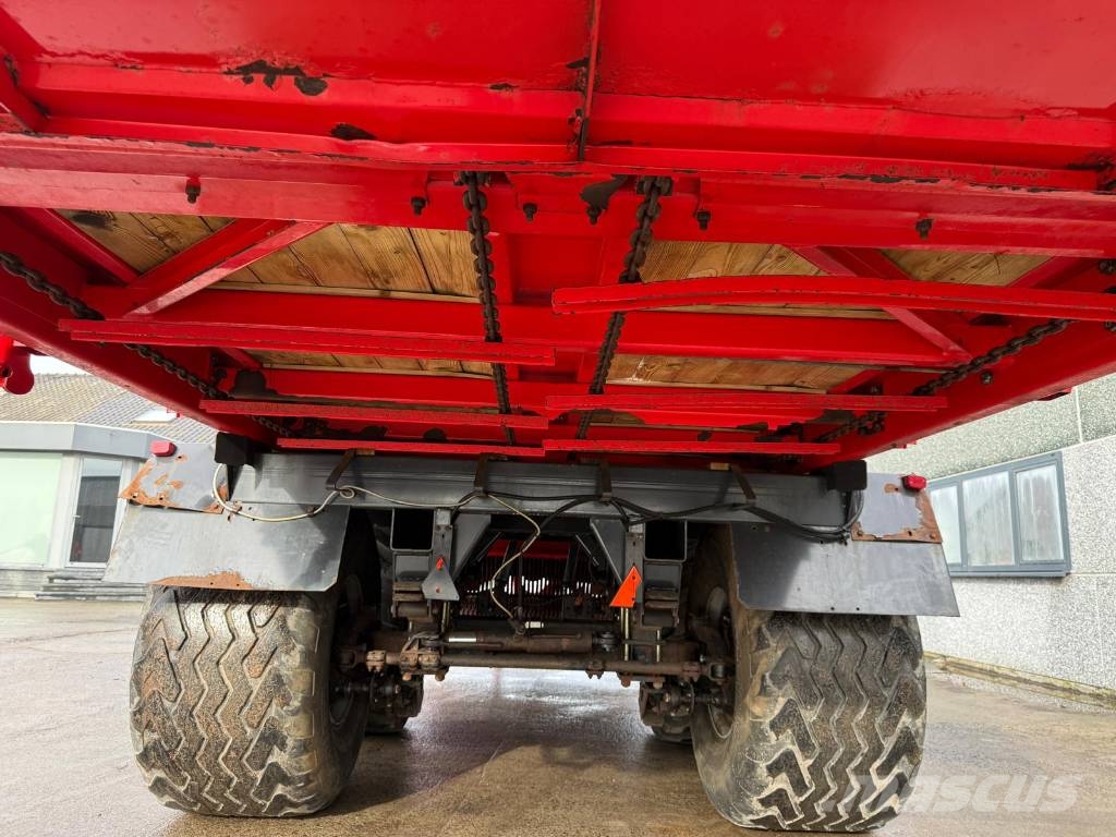 Pöttinger Torro 5100L Samozberacie vozy