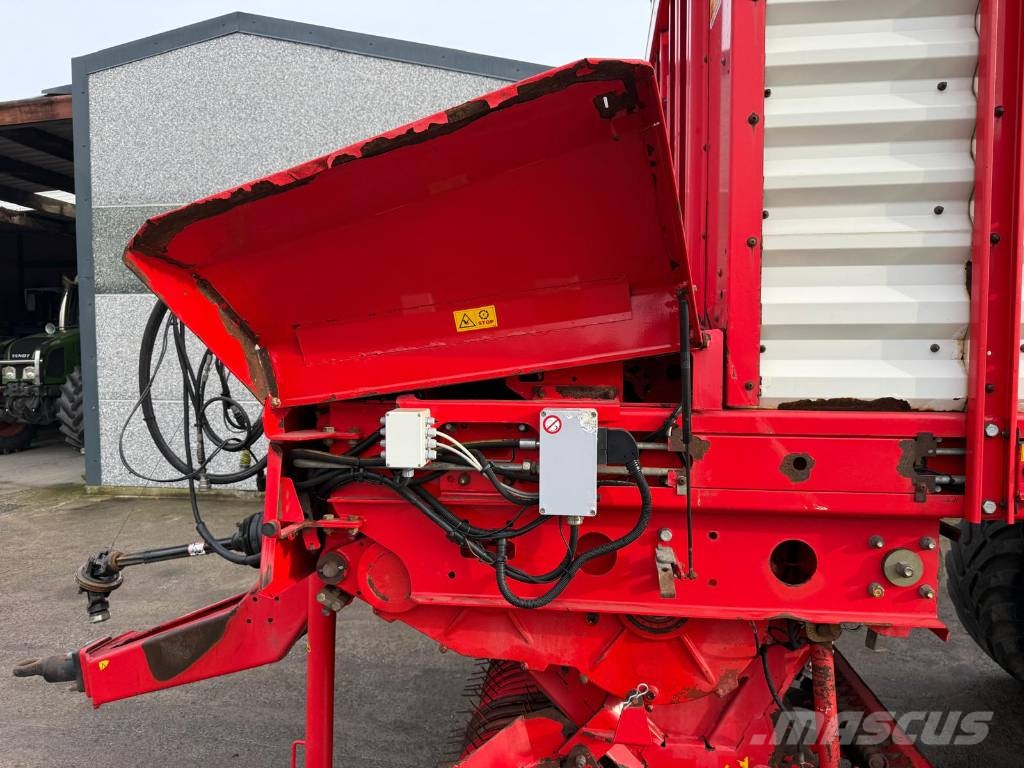 Pöttinger Torro 5100L Samozberacie vozy