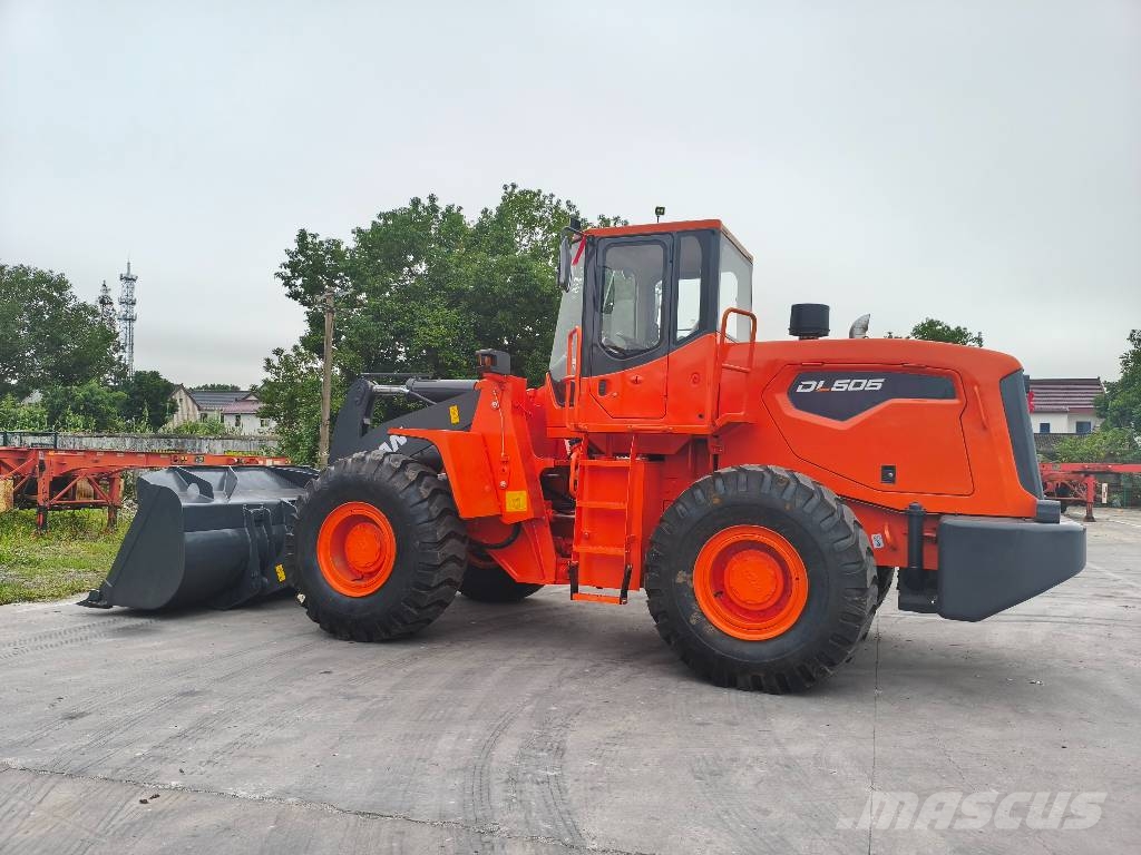 Doosan DL 505 轮式装载机