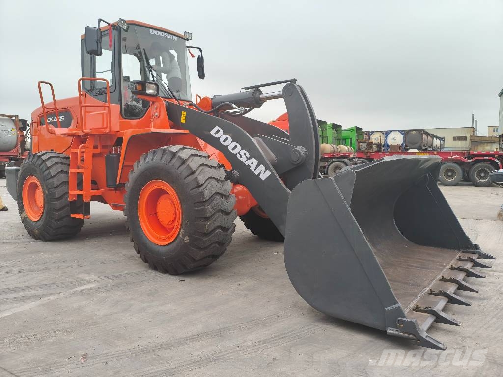 Doosan DL 505 轮式装载机