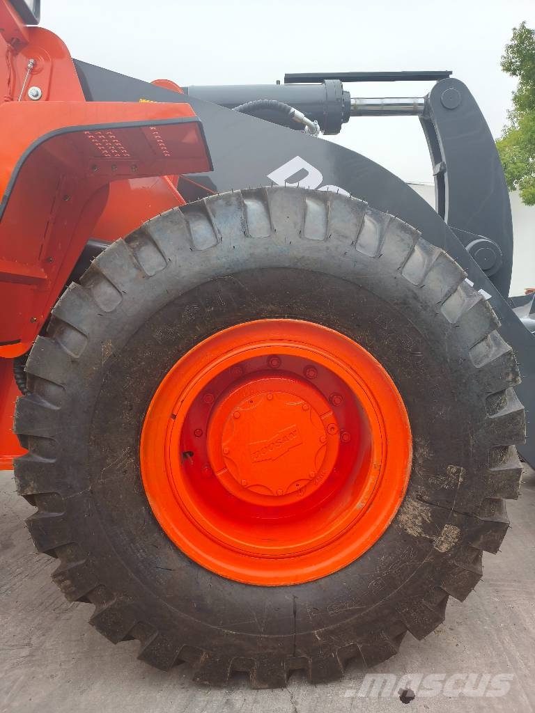 Doosan DL 505 轮式装载机