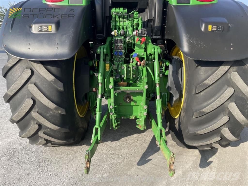John Deere 6230R Otra maquinaria agrícola