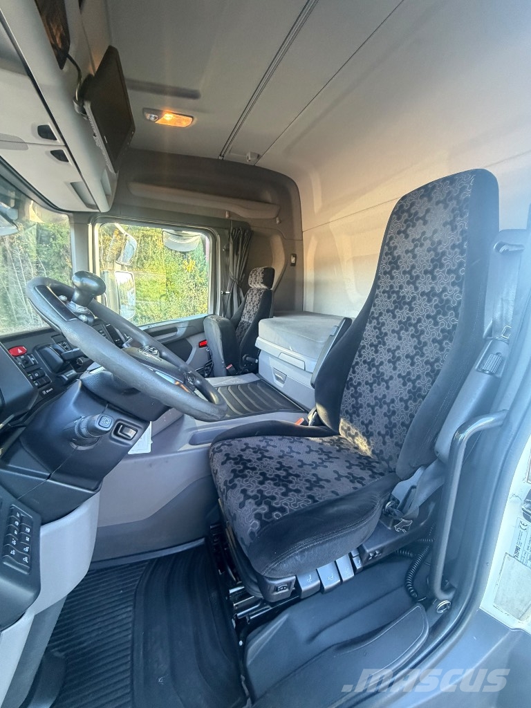 Scania G500 B6x2*4NB Kontti-/tasonostoautot