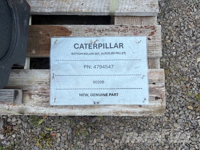 CAT 6020 NEW TRACK ROLLER !!!!!!! SALE Excavadoras de pala frontal