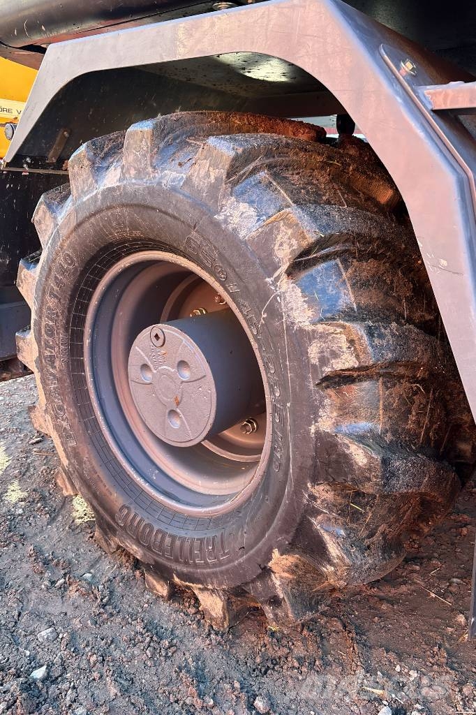 Atlas 160W, Endast 1210h, Mörevagn och 6 Redskap Mobilbagger