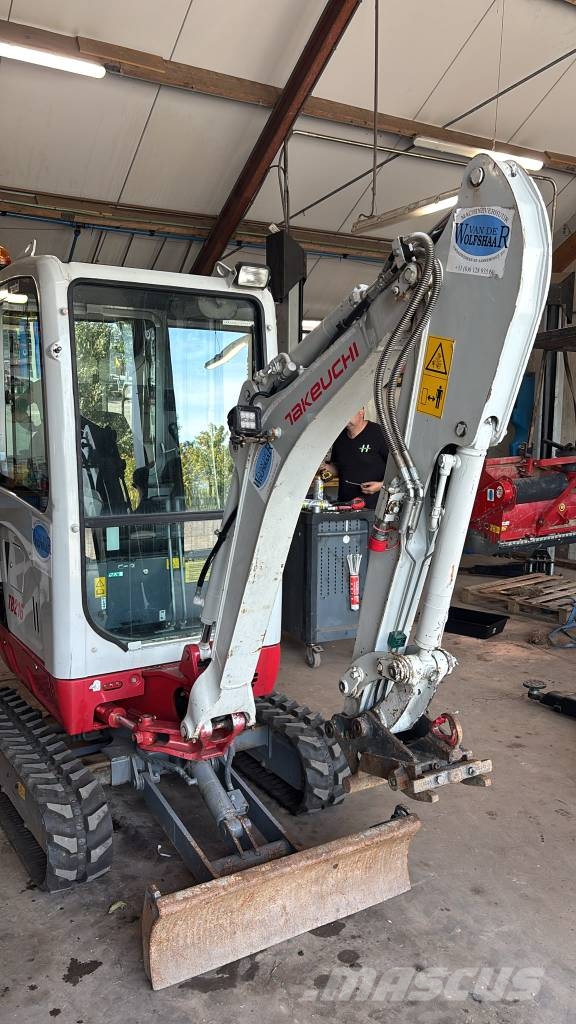 Takeuchi TB 216 Minigravemaskiner