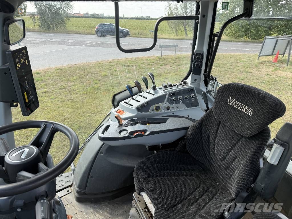Valtra T 175 E Active 트랙터