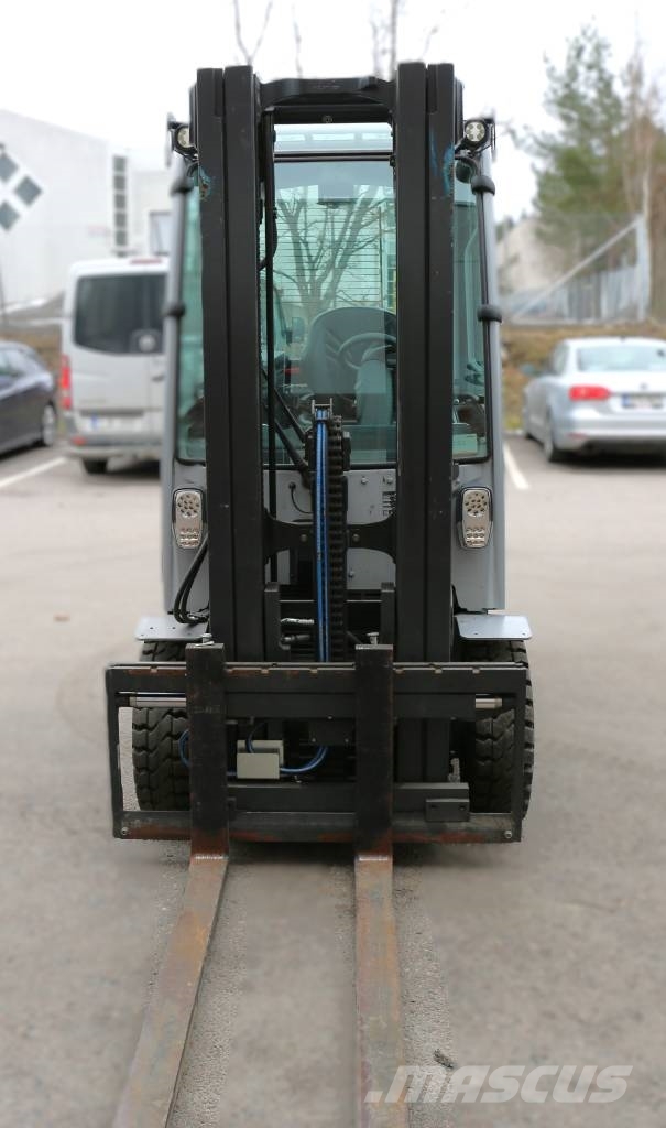 Still RX70-30 Dieselstapler