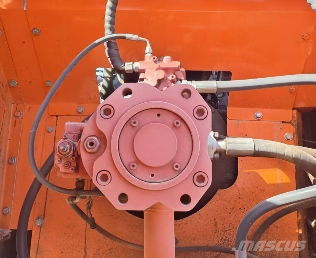 Doosan DX 380 LC Rupsgraafmachines