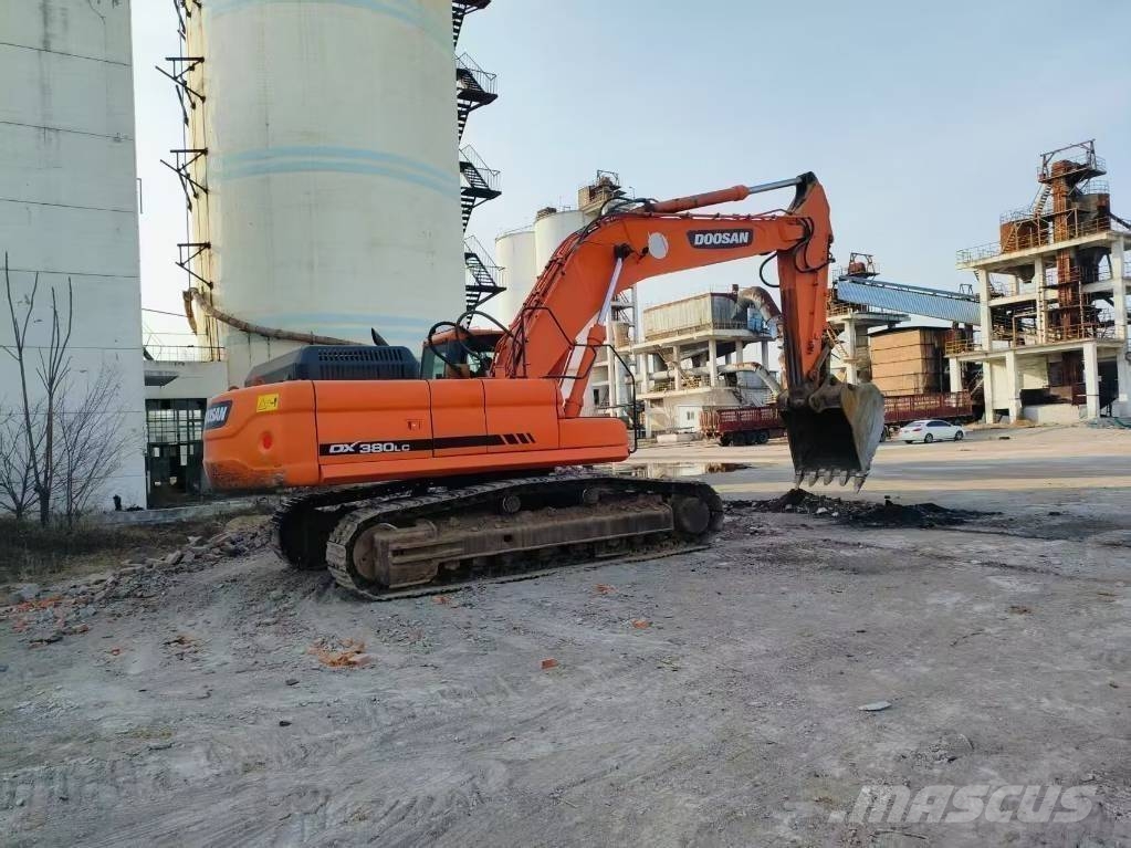 Doosan DX 380 LC Rupsgraafmachines