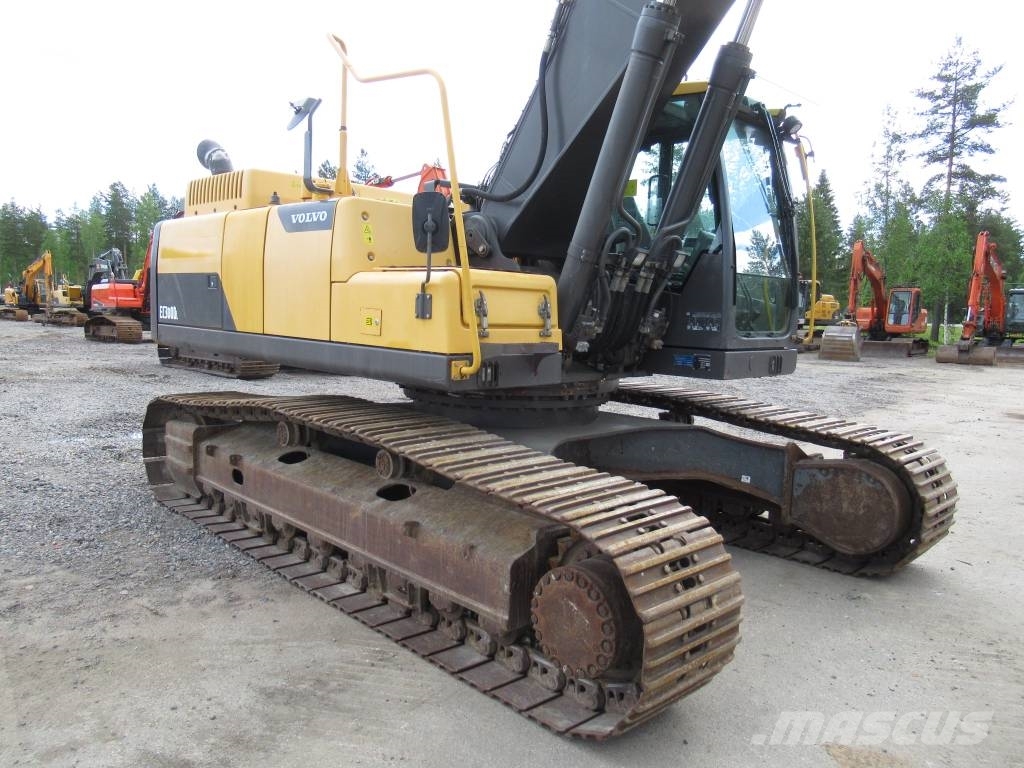 Volvo EC300DL PYÖRITTÄJÄLLÄ 履带挖掘机