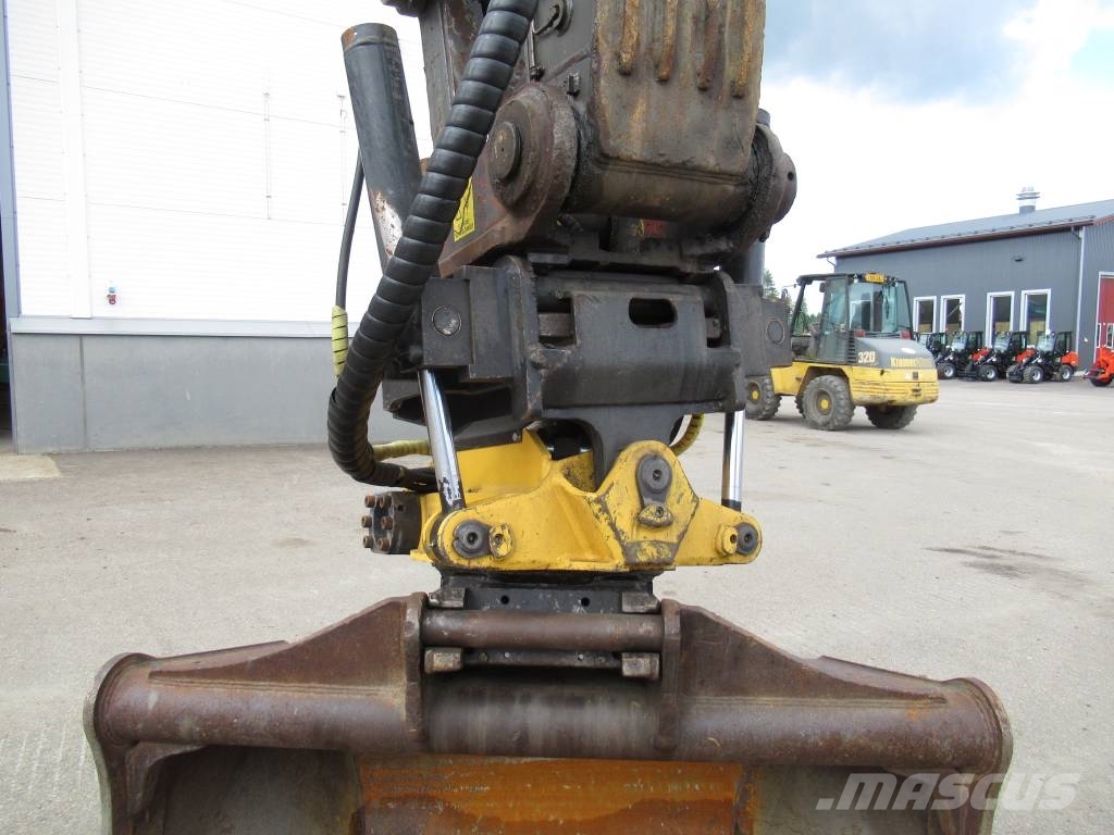 Volvo EC300DL PYÖRITTÄJÄLLÄ 履带挖掘机