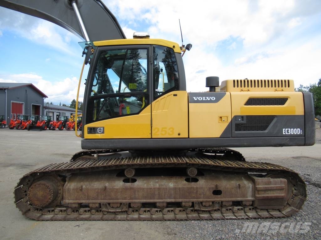 Volvo EC300DL PYÖRITTÄJÄLLÄ 履带挖掘机