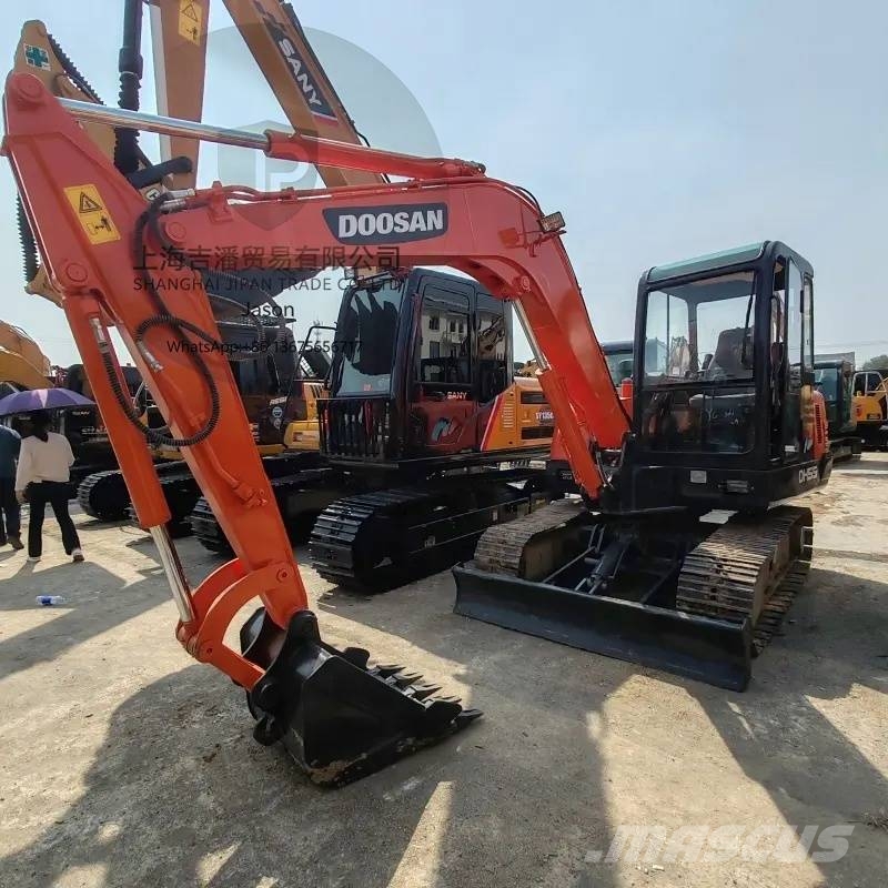 Doosan DH 55 小型挖掘机
