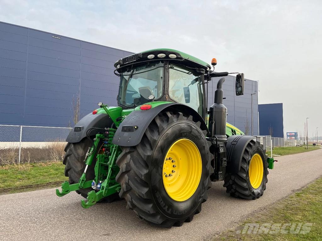 John Deere 8370R - AP 50km/u Nieuwe Nokian soil KING Banden Traktorok