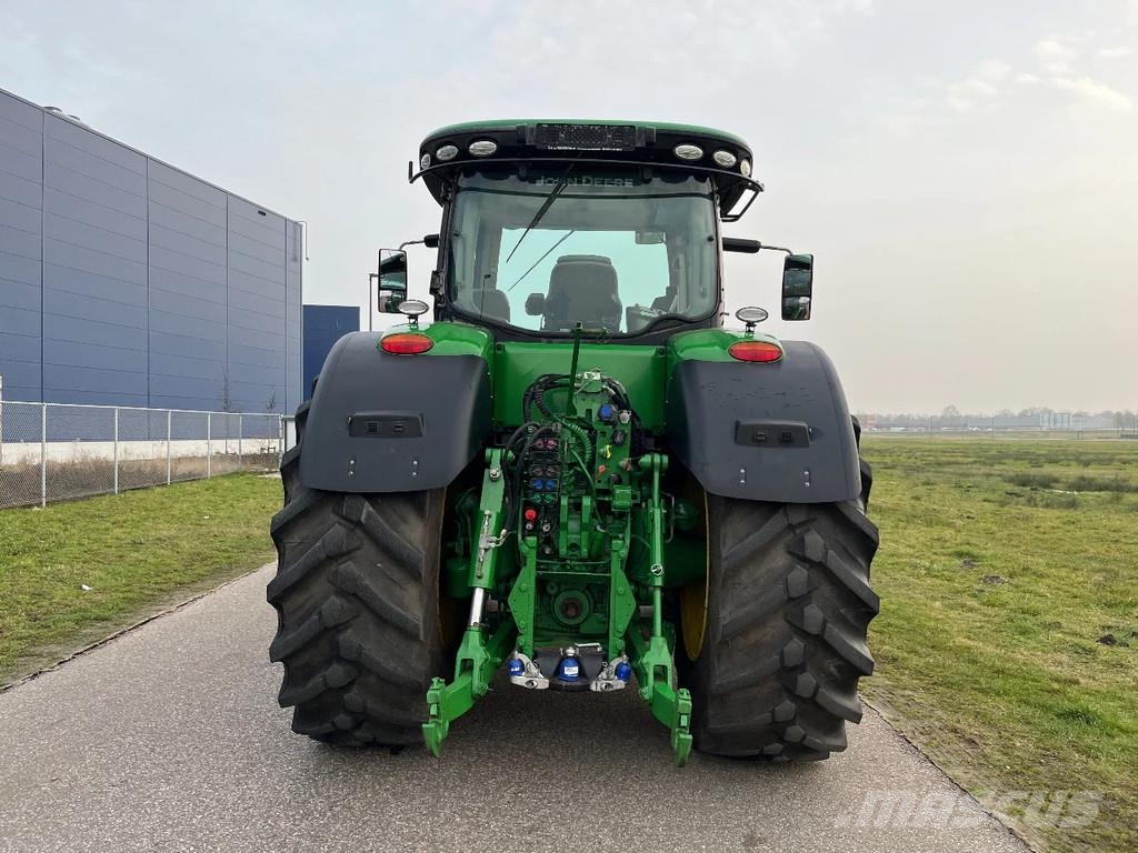John Deere 8370R - AP 50km/u Nieuwe Nokian soil KING Banden Traktorok