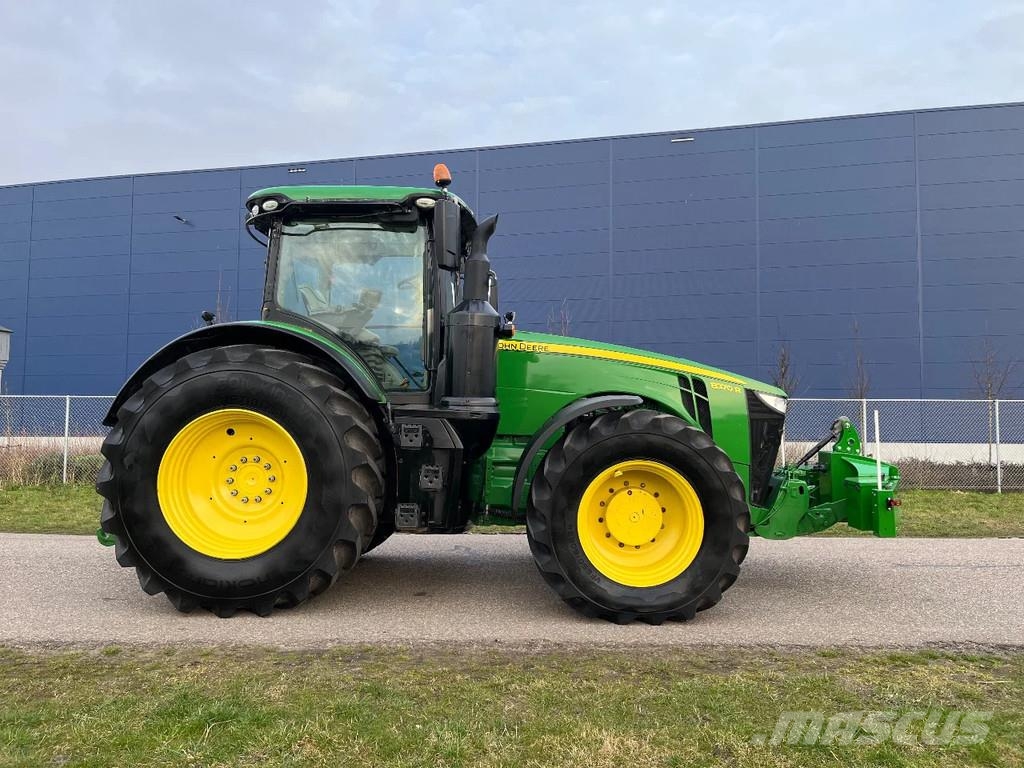 John Deere 8370R - AP 50km/u Nieuwe Nokian soil KING Banden Tractors