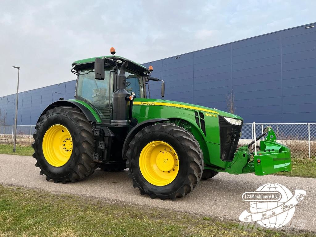 John Deere 8370R - AP 50km/u Nieuwe Nokian soil KING Banden Tractors