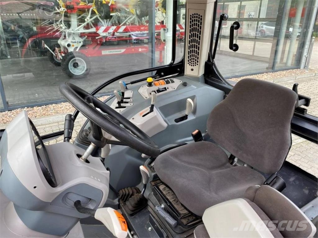 McCormick X4.080 MIT FRONTLADER Traktoren