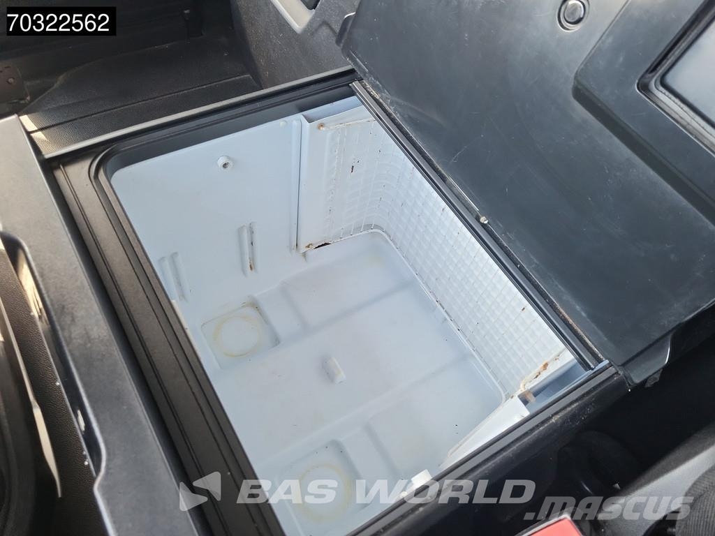 Iveco S-Way 460 S-Way 4X2 Mega Retarder 2x Tanks Standkl Trækkere
