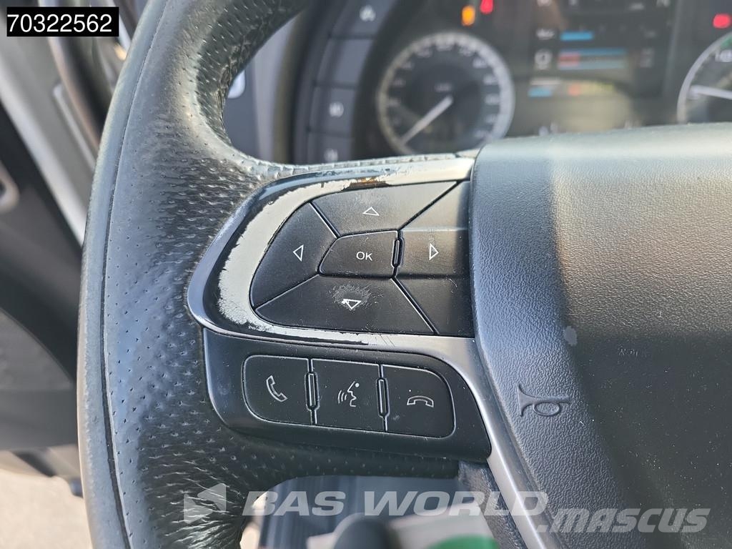 Iveco S-Way 460 S-Way 4X2 Mega Retarder 2x Tanks Standkl 트랙터 유닛