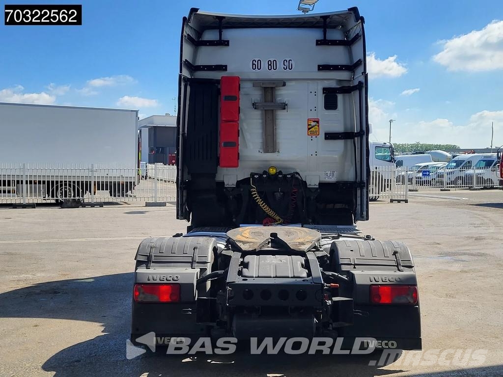 Iveco S-Way 460 S-Way 4X2 Mega Retarder 2x Tanks Standkl Trækkere