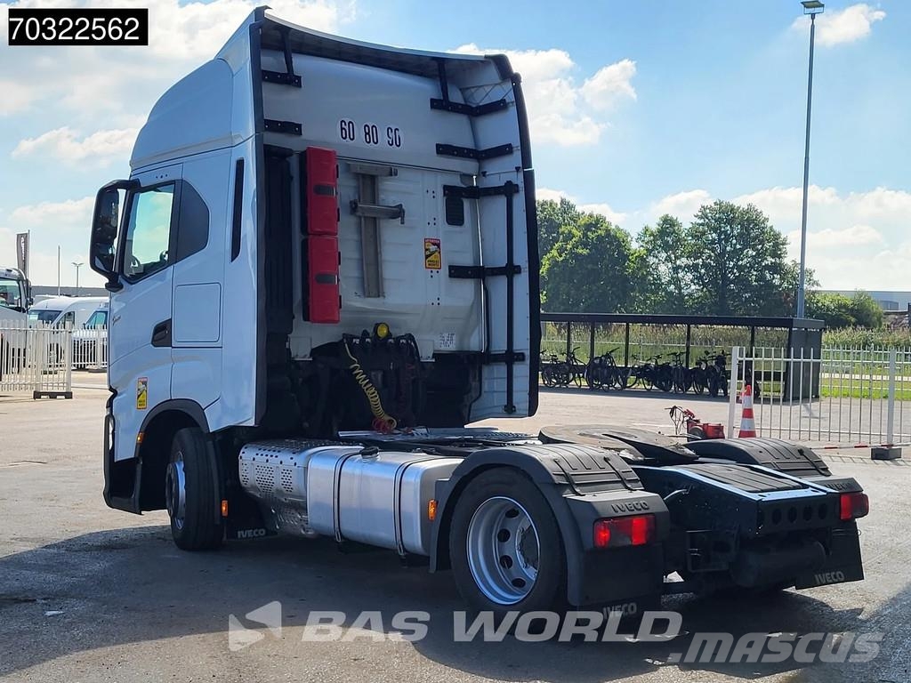 Iveco S-Way 460 S-Way 4X2 Mega Retarder 2x Tanks Standkl 트랙터 유닛