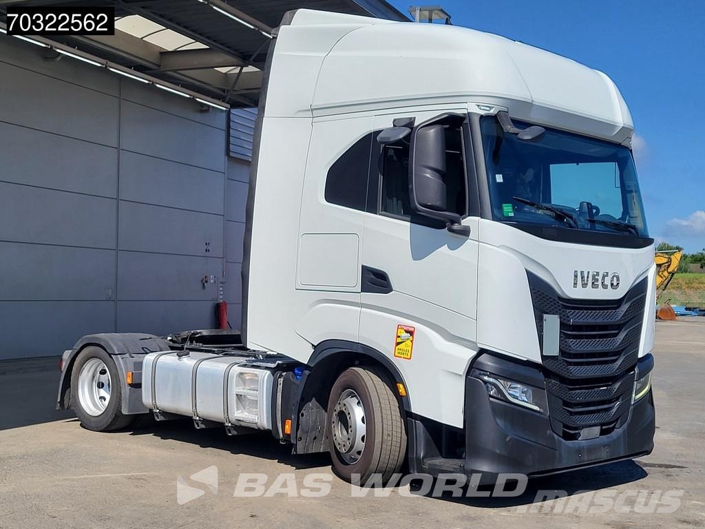 Iveco S-Way 460 S-Way 4X2 Mega Retarder 2x Tanks Standkl 트랙터 유닛