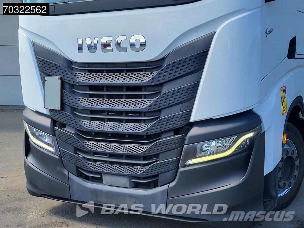 Iveco S-Way 460 S-Way 4X2 Mega Retarder 2x Tanks Standkl 트랙터 유닛