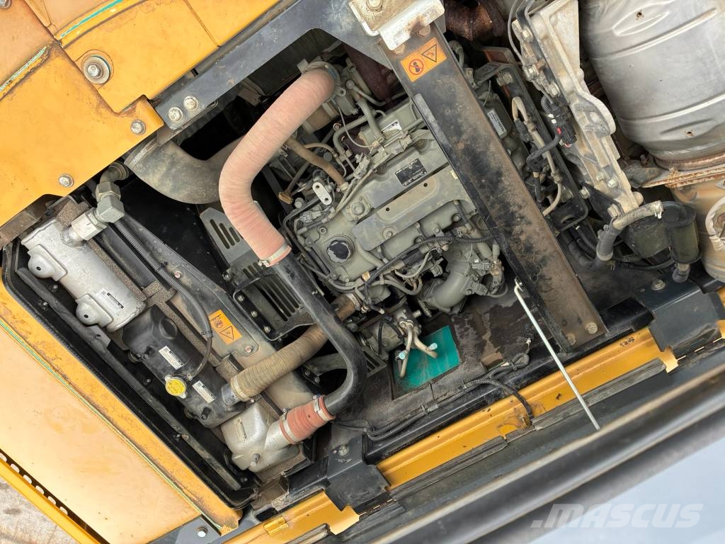 Kobelco SK 130 LC Bageri guseničari