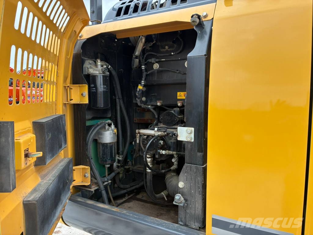 Kobelco SK 130 LC Bageri guseničari