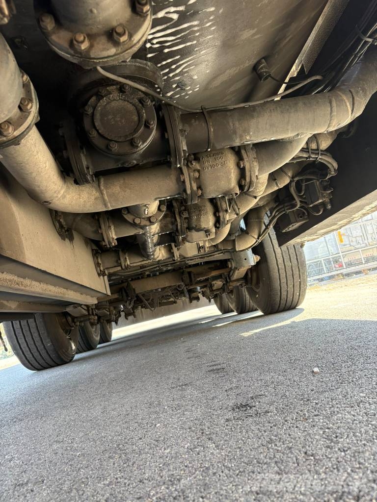Kässbohrer STB 43m³ PETROL Semirremolques cisterna