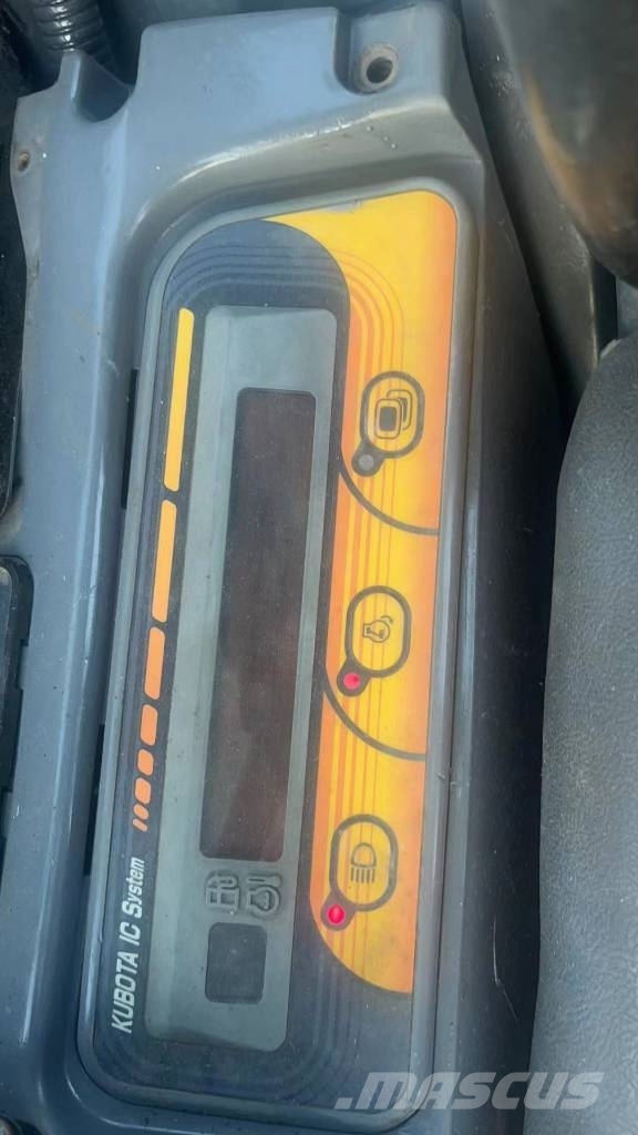 Kubota U 35 Beltegraver
