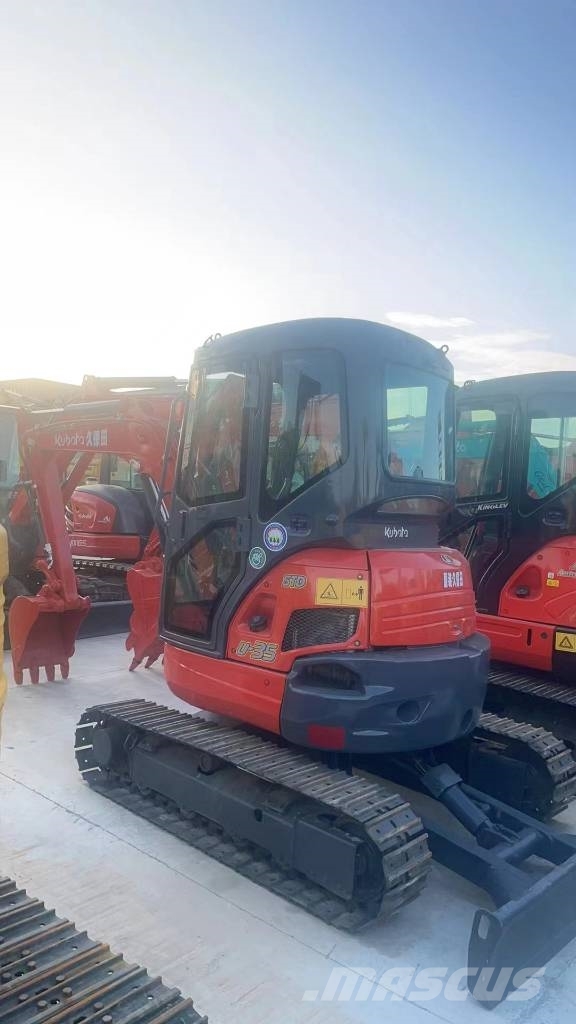Kubota U 35 Beltegraver