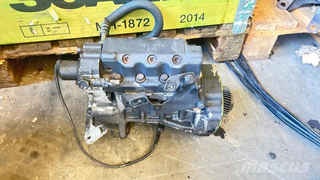 Scania Fuel pump 2358758 Motorji