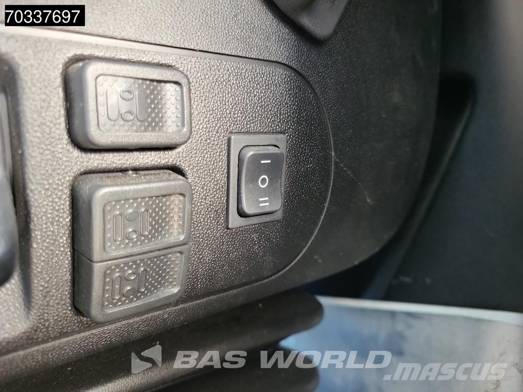 Iveco S-Way 460 4X2 Mega 2x Tanks Standklima Navi ACC Vlačilci